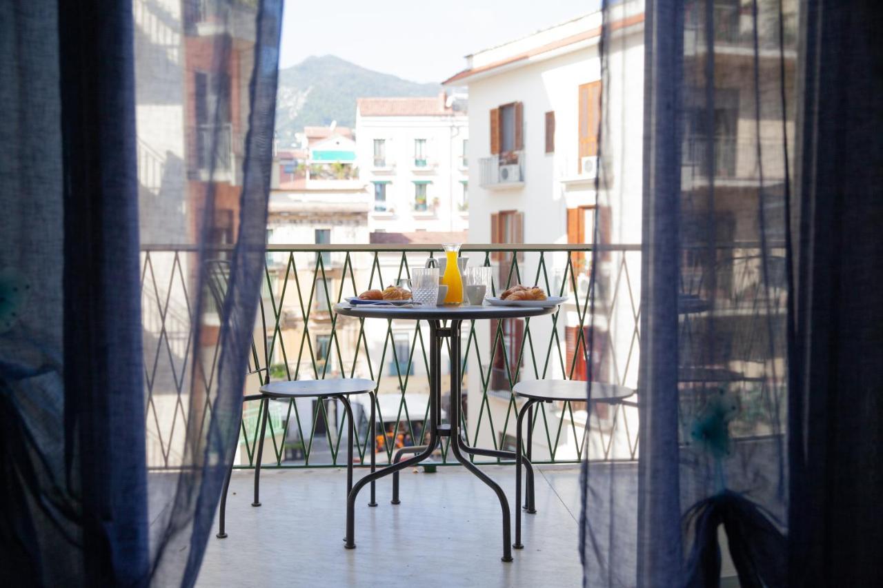 Velia34 Bed & Breakfast Salerno Ngoại thất bức ảnh